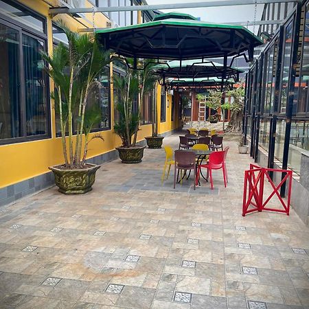 Sunny Bungalow & Hotel ニンビン エクステリア 写真