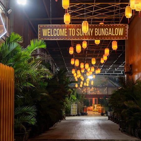 Sunny Bungalow & Hotel ニンビン エクステリア 写真