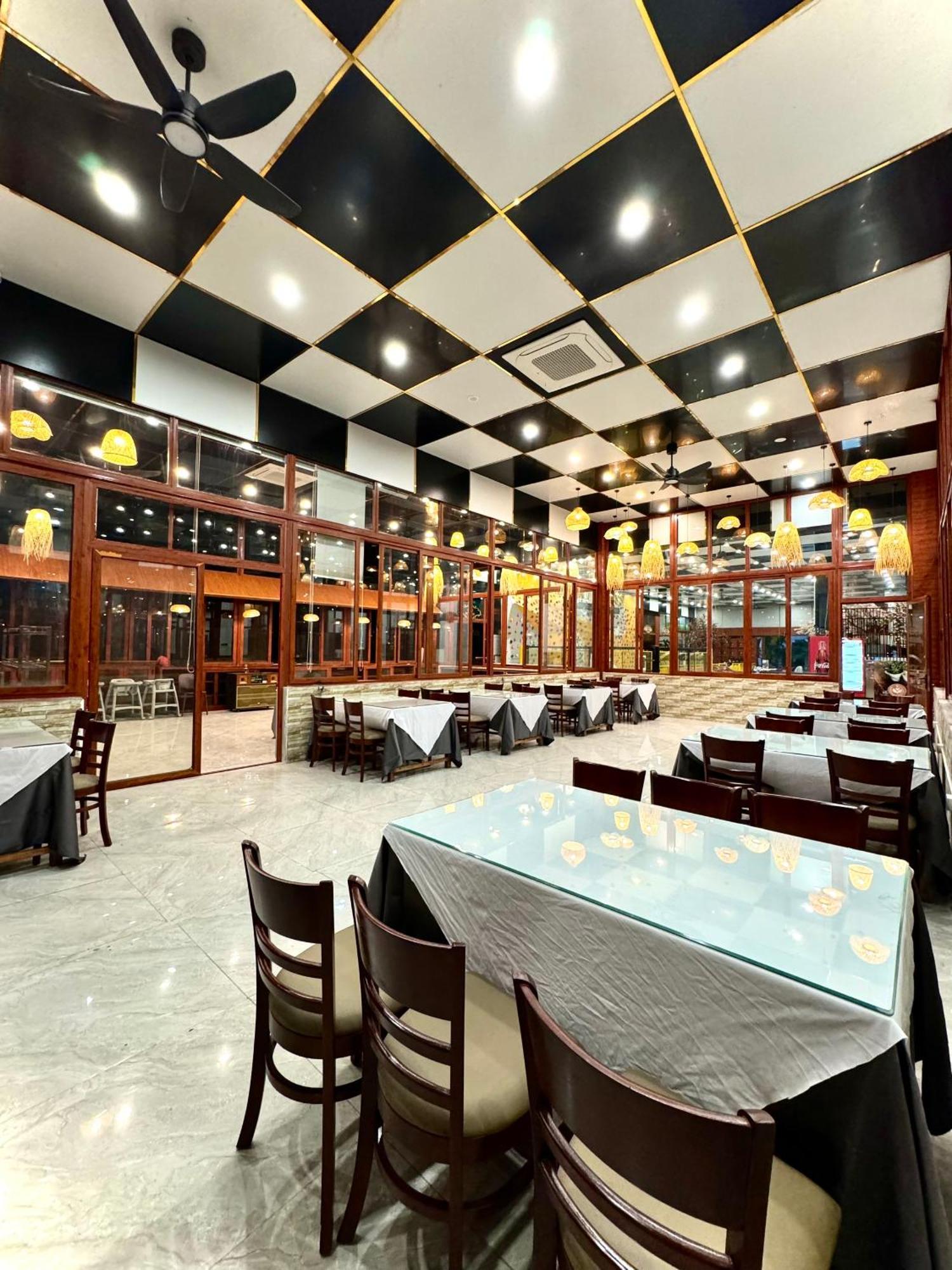 Sunny Bungalow & Hotel ニンビン エクステリア 写真