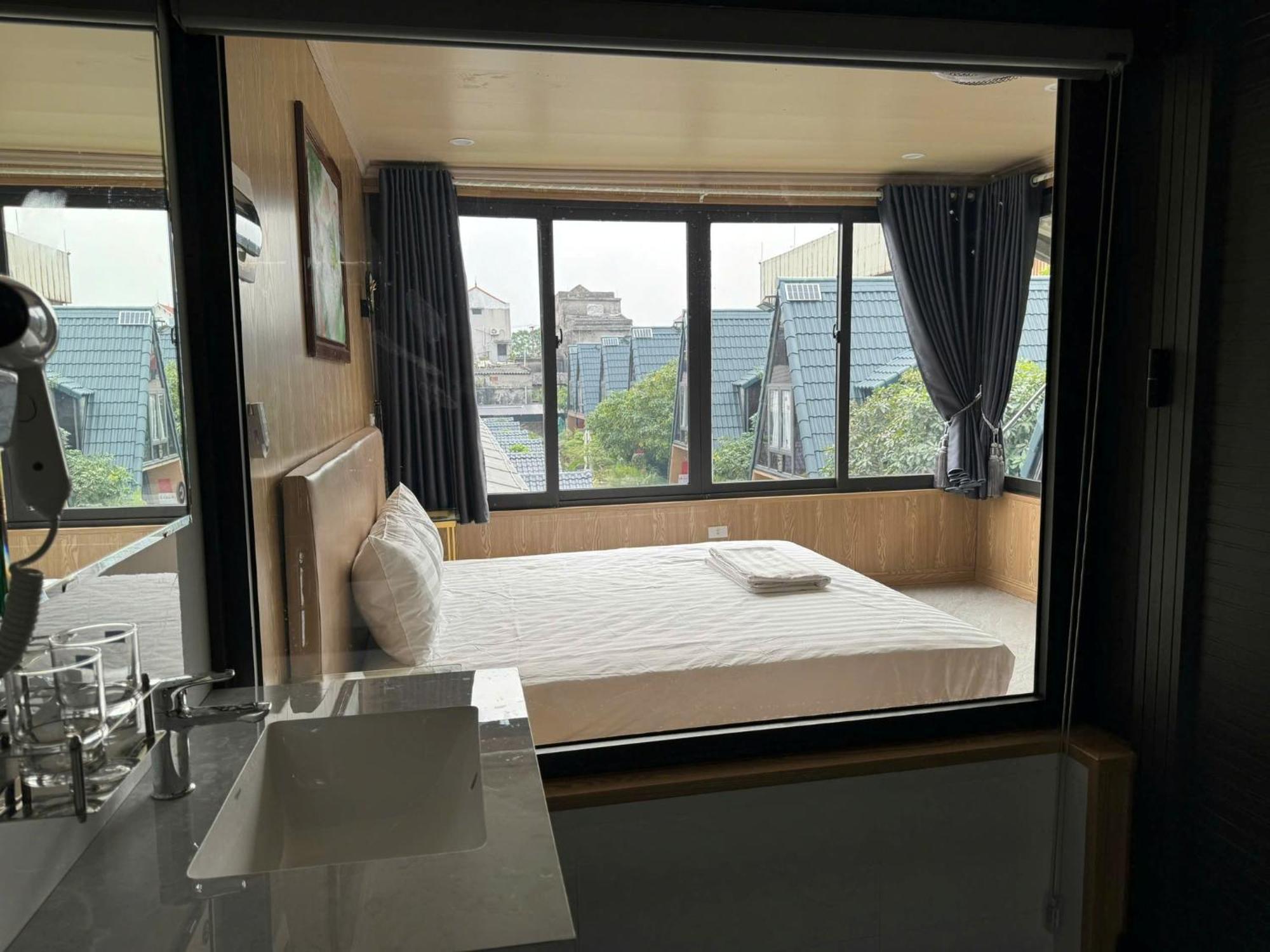 Sunny Bungalow & Hotel ニンビン エクステリア 写真