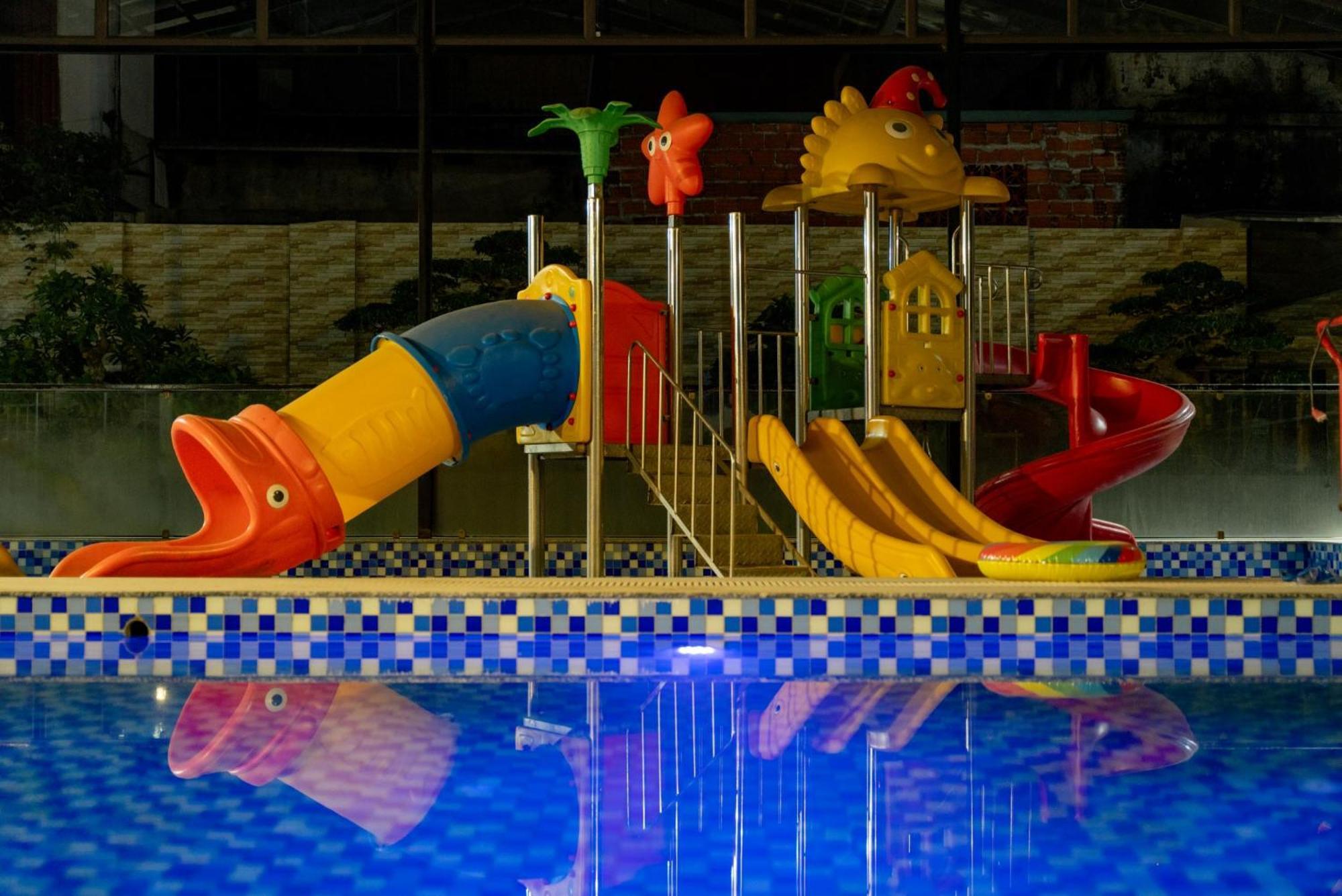 Sunny Bungalow & Hotel ニンビン エクステリア 写真